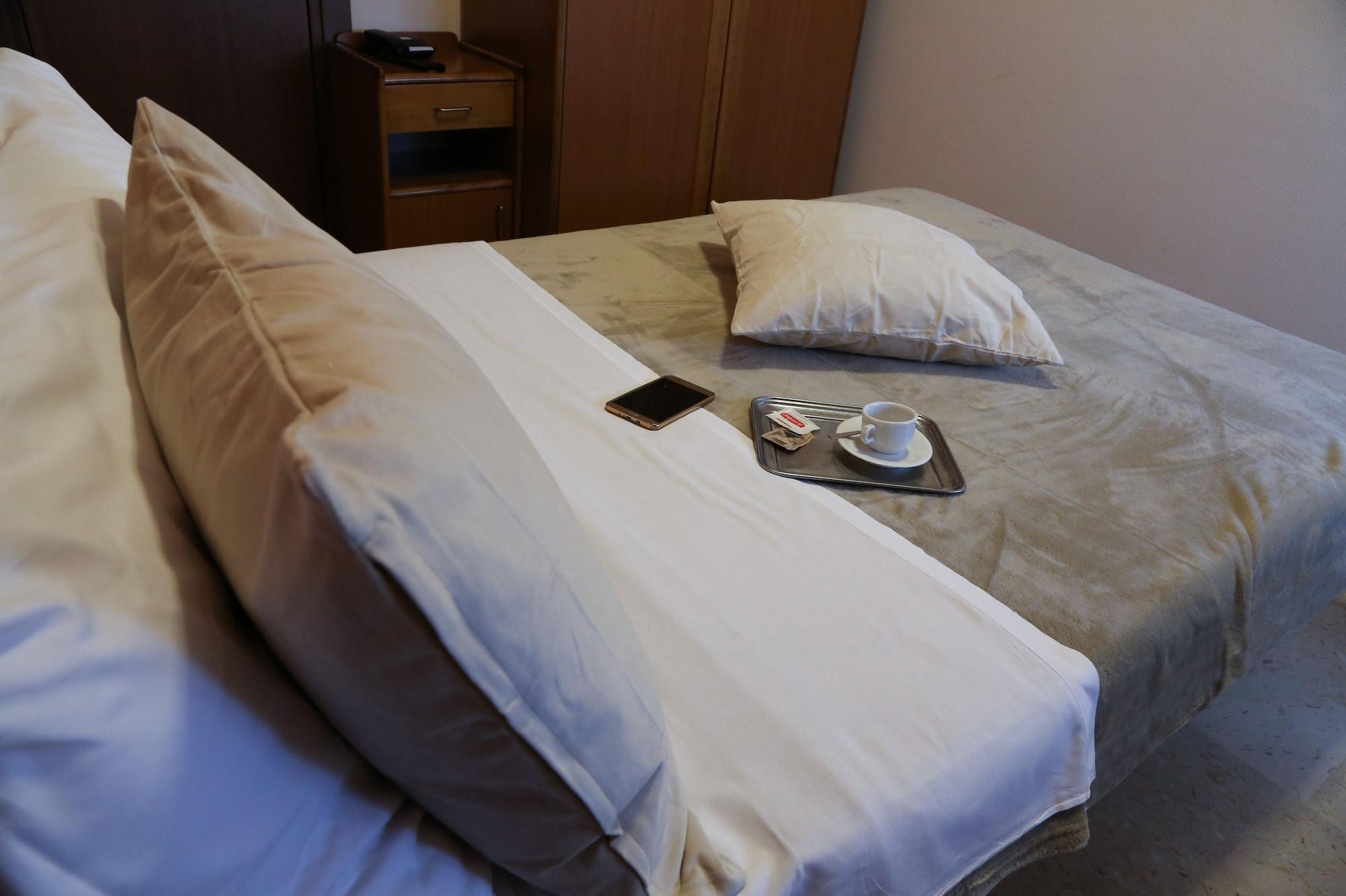 Mater Hotel 2*