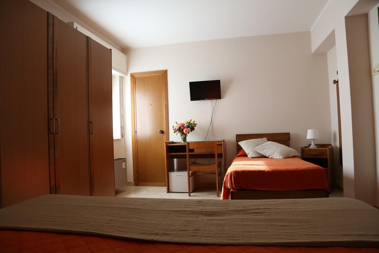 Mater Hotel 2*